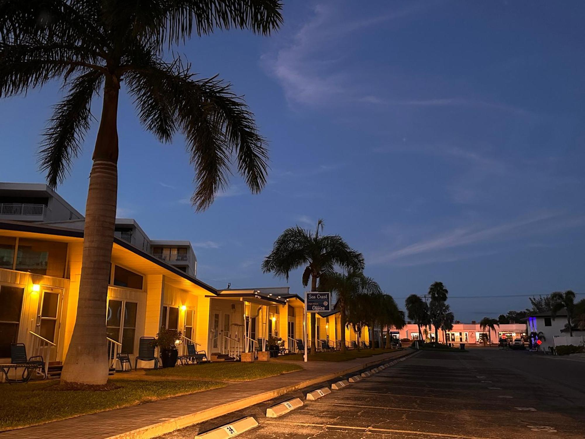 Aparthotel Sea Crest Point O'Rocks Exterior foto