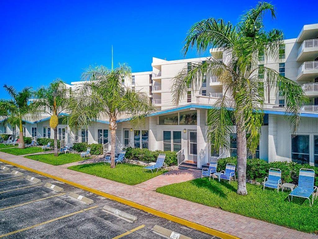 Aparthotel Sea Crest Point O'Rocks Exterior foto